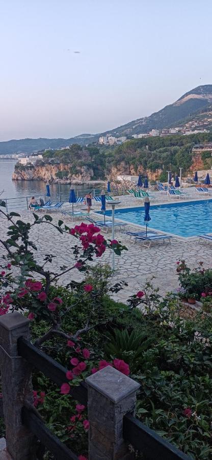Matthews Beach House Vlorë Exteriér fotografie