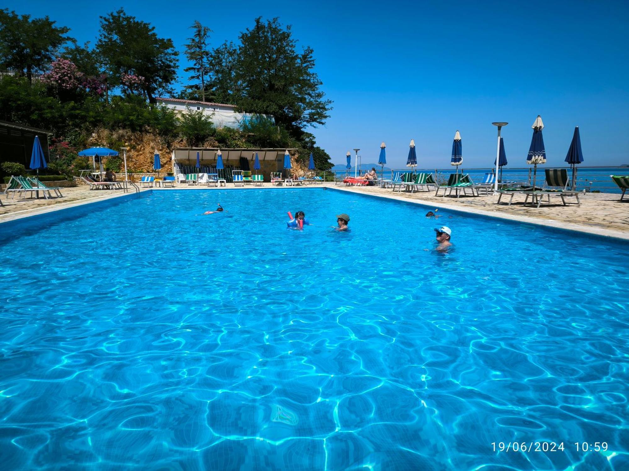 Matthews Beach House Vlorë Exteriér fotografie